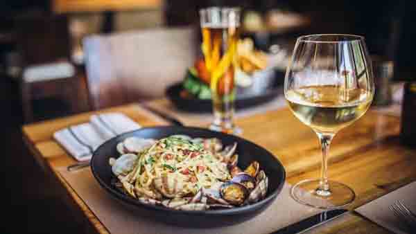 Wolfgang Puck Bar & Grill